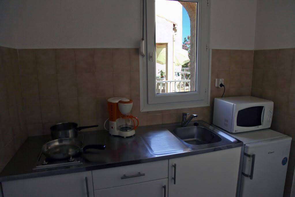 Motel Le Vieux Moulin LʼÎle-Rousse Dış mekan fotoğraf